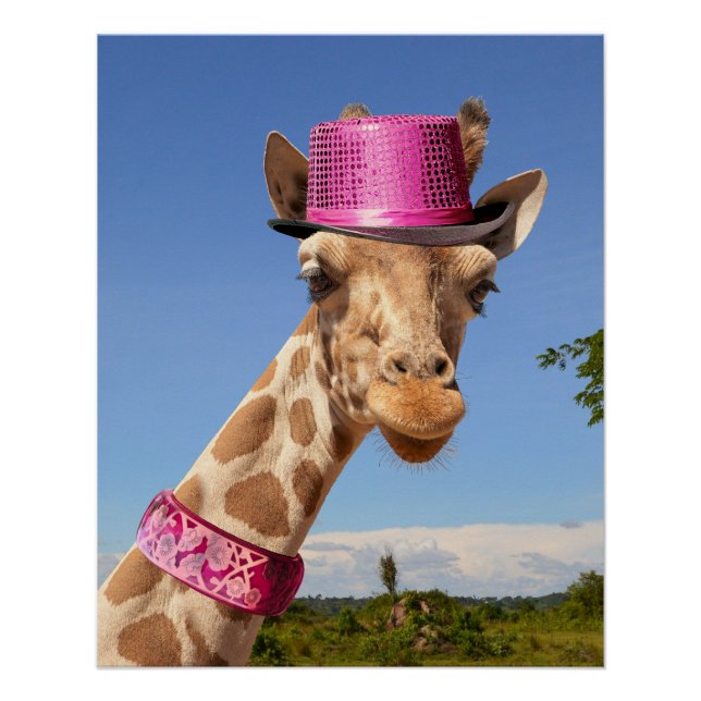 Giraffe in funkelnd-rosa Hut Poster (Vorderseite)