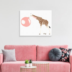Giraffe mit Bubble Gum bläst eine Blase Leinwanddruck