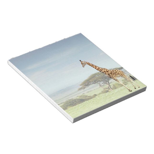 Giraffe on the Serengeti Notizblock (angewinkelt)