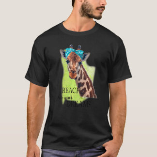 Giraffe Reach für Ihren Traumspaziergang Inspirati T-Shirt