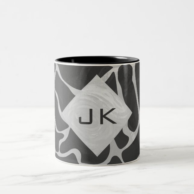 Giraffe Schwarz und Light Gray Monogram Zweifarbige Tasse (Mittel)