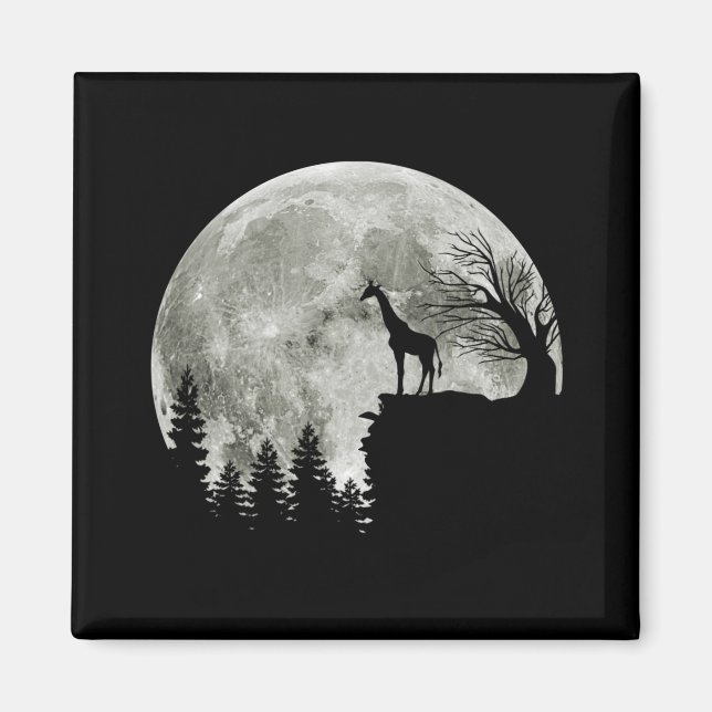 Giraffe Stand on Mountain Spooky Halloween Moon Magnet (Vorne)