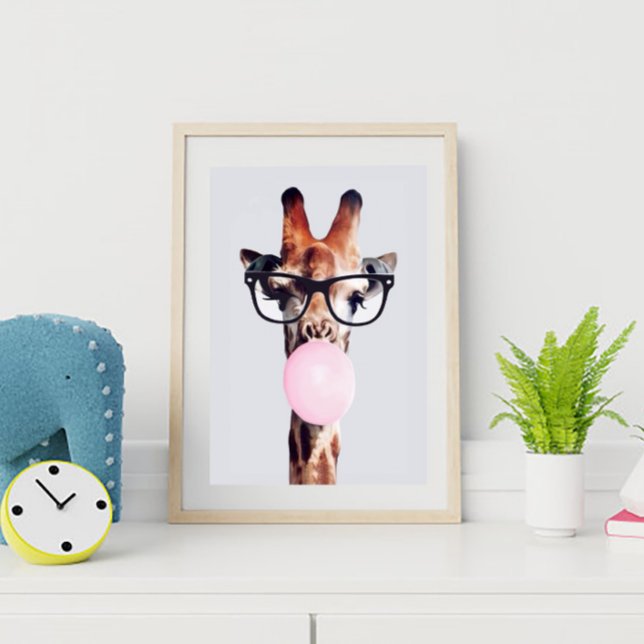 GIRAFFE TRAING GLASSES BLUTEN EIN PINKBUBBLE GUM POSTER (Von Creator hochgeladen)