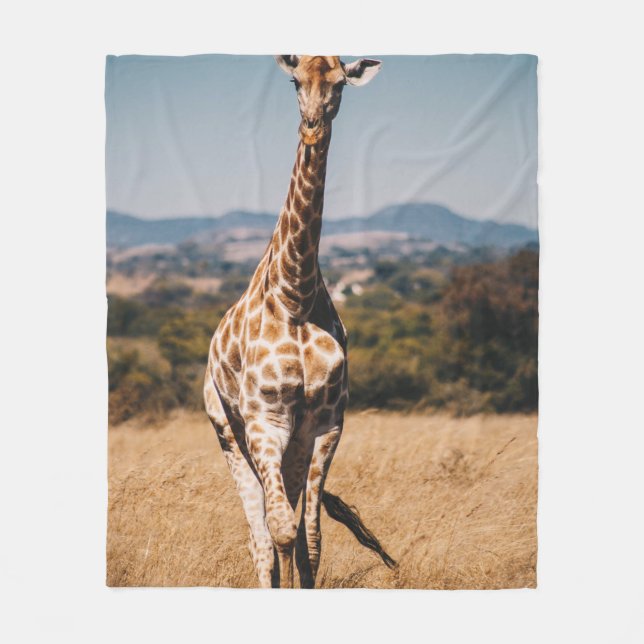 GIRAFFE UMGEBEN VON BROWN GRASS FLEECEDECKE (Vorderseite)