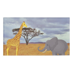Giraffe und Elefant in der Safari Namenschild