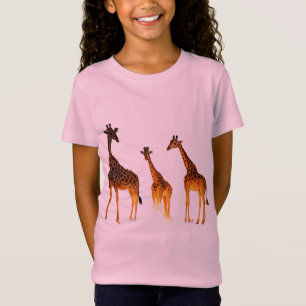 Giraffen kochen Eintopf in einem afrikanischen Dor T-Shirt