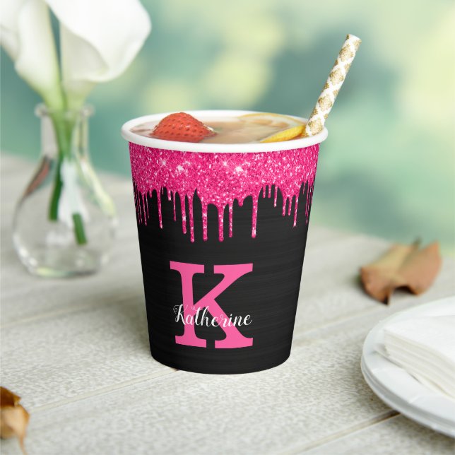 Girl Black Hot Pink Glitzer Tropfen Monogram Party Pappbecher (In Situ)