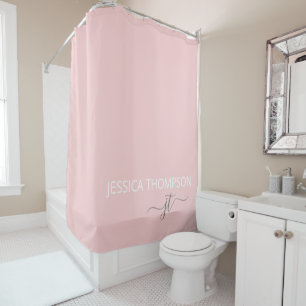 Girl Blush Pink Moderne einfache Monogramm Name Duschvorhang