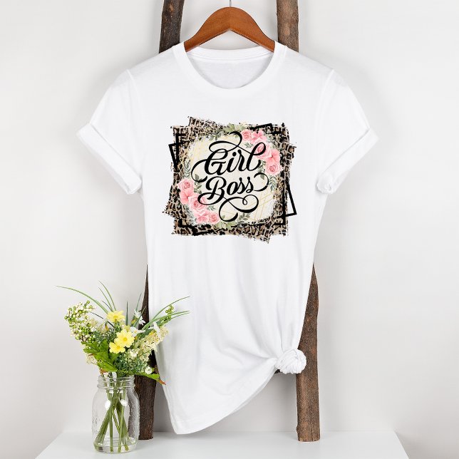 Girl Boss Modern Leapord Print Tri-Blend Shirt (Von Creator hochgeladen)