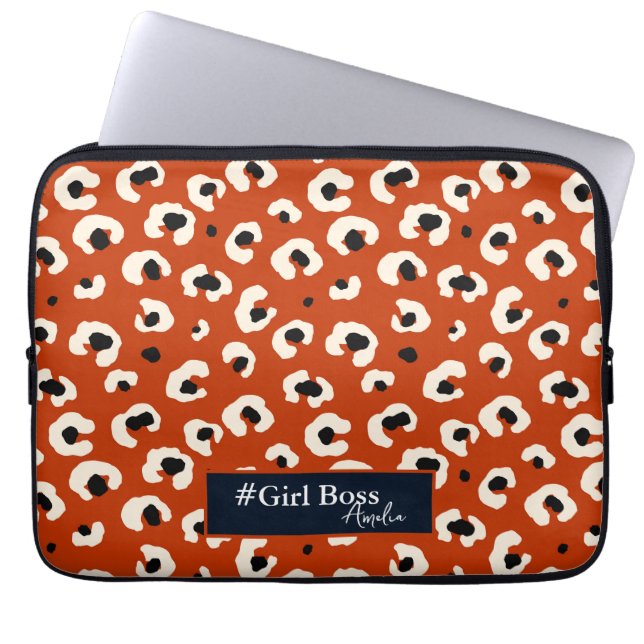 Girl Boss Personalisiert Bold Leopard Print Laptopschutzhülle (Vorderseite)
