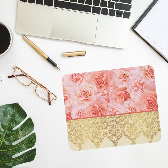 Girl Chic Floral mit Golden Damask Lace Mousepad (Von Creator hochgeladen)
