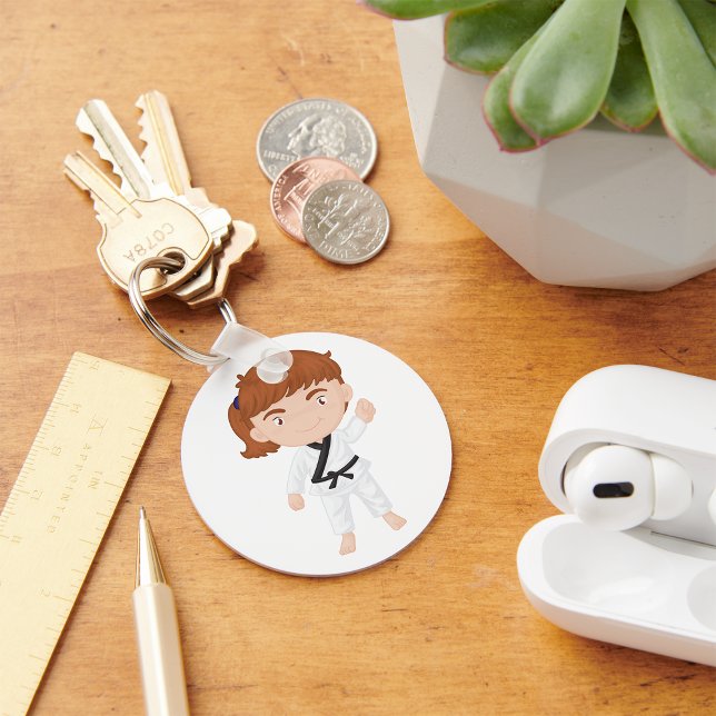 Girl Doing Karate Schlüsselanhänger (Von Creator hochgeladen)