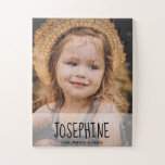 Girl-Foto-Geschenk Personalisiert Puzzle<br><div class="desc">Überraschen Sie Ihr kleines Mädchen mit ihrem ganz eigenen Puzzle. Sehen Sie sich ihre Begeisterung an, wenn sie dieses Rätsel zusammenpackt. Personalisieren Sie dieses Rätsel mit einem speziellen Foto und ihrem Namen. Zeichnen Sie es danach oder spielen Sie es immer wieder. Passen Sie das Schild mit Ihrem Namen an. Von...</div>