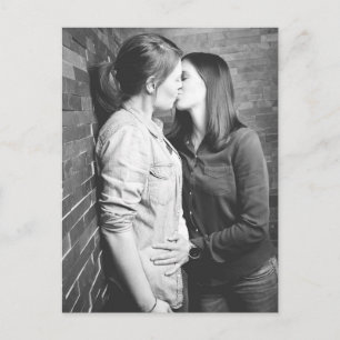 Girl kiss Black and White Foto Postkarte