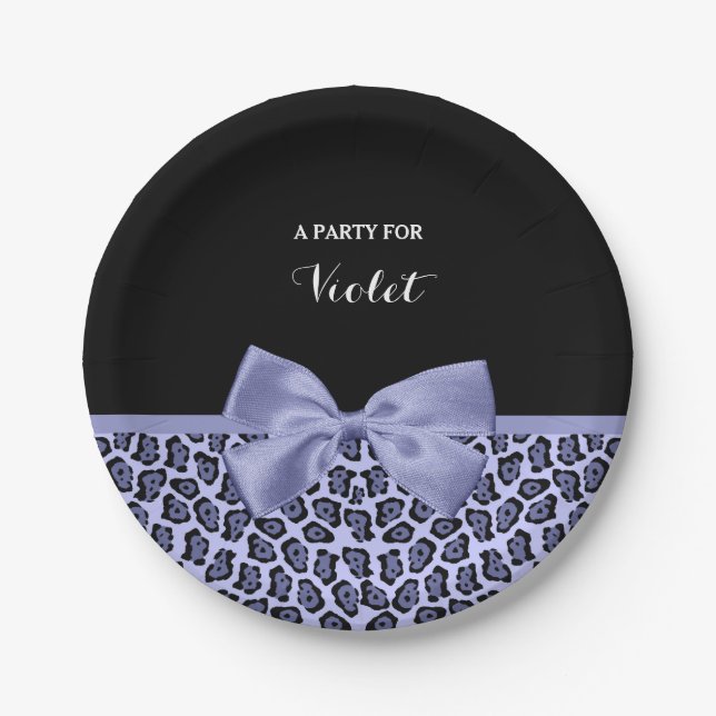 Girl Lila Jaguar Print Lavendel Bow mit Namen Pappteller (Vorderseite)