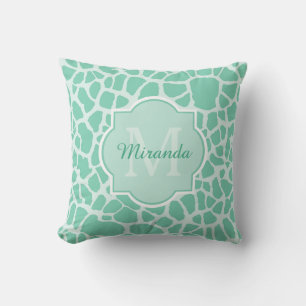 Girl Mint Green Giraffe Print Monogram und Name Kissen