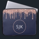 Girl Navy Blue Rose Gold Glitzer Tropfens Monogram Laptopschutzhülle<br><div class="desc">Girly Blush Pink - Rose Gold und Navy Blue Imitats Glitzer Tropfen und Sparkle Elegant Mit Monogramm Initials Case. Dieser Fall kann so angepasst werden,  dass er Ihren Anfangs- und Vornamen enthält.</div>