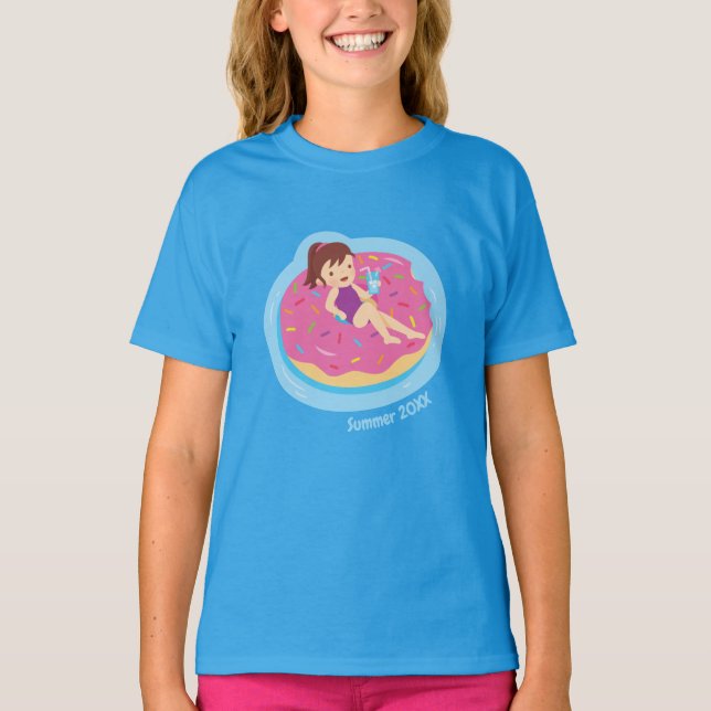 Girl on Pink Doughnut Pool Float Girls T-Shirt (Vorderseite)