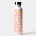 Girl Pastel Pink Niedliches Blumenmuster Trinkflasche<br><div class="desc">Eine weitere Frau trinken Flasche von JessicaAmber - frag über Sonderanfertigungen! Diese niedliche Wasserflasche zeichnet sich durch ein gelbes Farbmuster auf einem pastellrosa Hintergrund aus. Das Design hat eine jugendliche Hippie-Atmosphäre. Sie können das Emoji-Symbol für das Muster und die Farben im Bildschirm Anpassen bearbeiten. Passt hervorragend zum dänischen Pastel Interieur....</div>