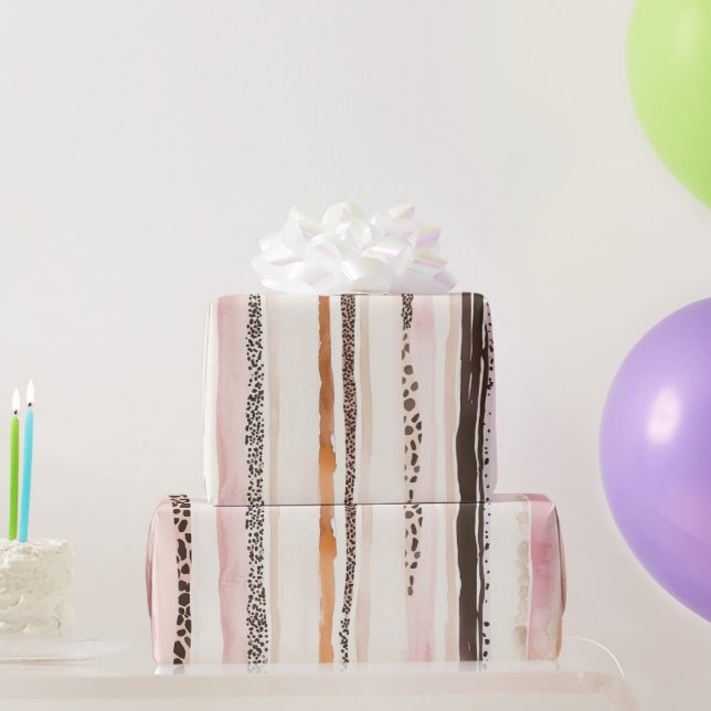Girl Pink Brown Leopard Print Birthday Geschenkpapier (Partygeschenke)