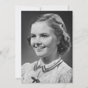 Girl Posing im Studio