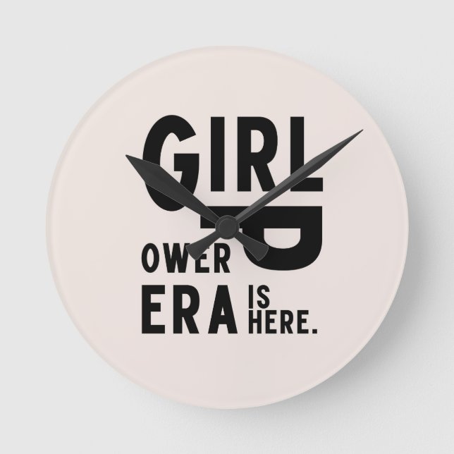 Girl Power Era Feminist Runde Wanduhr (Vorderseite)
