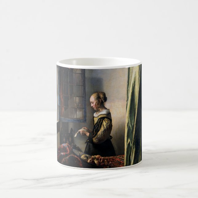 Girl Reading a Letter at a Open Window, Vermeer Kaffeetasse (Mittel)