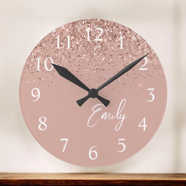Girl Rose Gold Blush Pink Glitzer Monogram Runde Wanduhr (Von Creator hochgeladen)