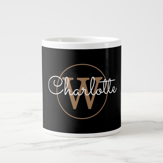 Girl Script Gold Monogram Modern Black Jumbo-Tasse (Vorderseite)