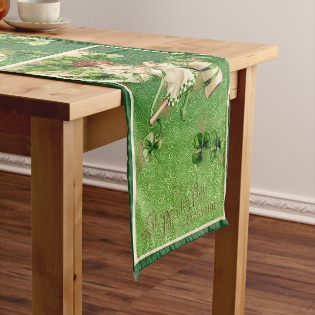 Girl Table Runner Kurzer Tischläufer (Beispiel)