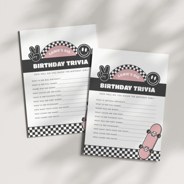 Girls' Checkered Skateboard Groovy Birthday Trivia Mitteilungskarte (Von Creator hochgeladen)