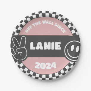 Girls' Checkered Skateboard Groovy Hippie Birthday Pappteller