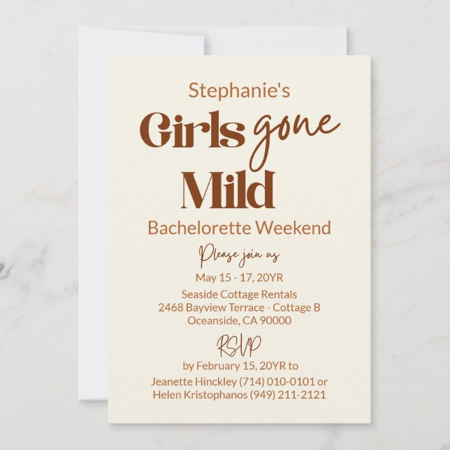 Girls Gone Mild Chic Bachelorette Beach Weekend Einladung (Vorderseite)
