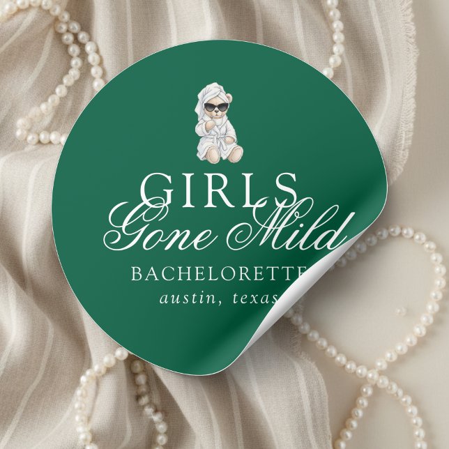 Girls Gone Mild Spa Bear Bachelorette Runder Aufkleber (Not every bachelorette party needs to be wild—and that’s exactly the vibe of Girls Gone Mild!)