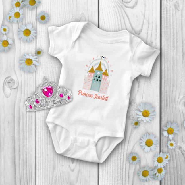 Girls Magical Princess Burg Personalisierter Name Baby Strampler (Von Creator hochgeladen)