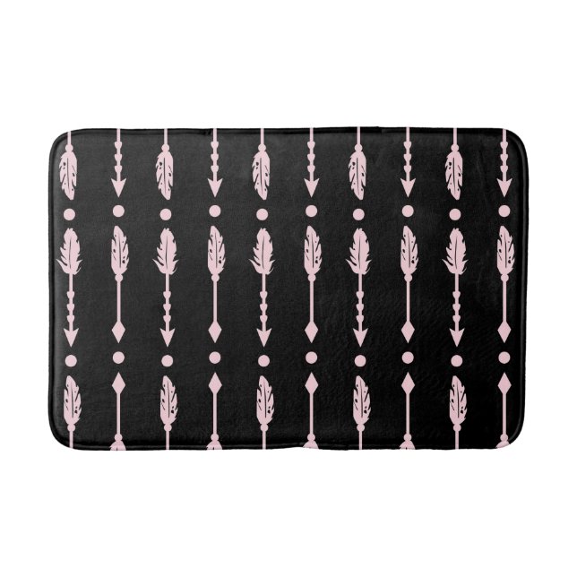Girls Pink & Black Arrows Boho Chic Deco Badematte (Vorderseite)