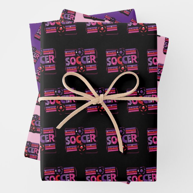 Girls Soccer Geometric Retro Typography Geschenkpapier Set (Beispiel)