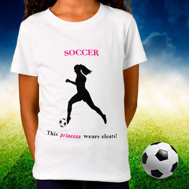 Girls Soccer "This Princess wears clears" T - Shir T-Shirt (Von Creator hochgeladen)