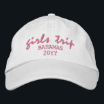 Girls Trip Moderne Script Typografie Personalisier Bestickte Baseballkappe<br><div class="desc">Girls Trip Modern Script Typografie Personalisiert Custom Sticked Baseball Cap bietet die einfache moderne bestickte Text "Girls Trip" mit Ihrem personalisierten Standort und Datum oder Jahr. Ideal für Ihre nächste Mädchenreise. Erstellt von Evco Studio www.zazzle.com/store/evcostudio</div>