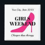 Girls Wochenende Party Reiseziel Sonderanfertigung Magnet<br><div class="desc">Girls Wochenende Party Reiseziel individuelle Kühlschrankmagnet. Das lustige Reiseandenken für Freunde,  Familien,  Brautpaare,  Brautpaare,  Bridal Crew,  Brautmädchen etc. Spaß für Brautparty,  Bachelorette,  Mädchen übernachten,  Reisen etc.</div>