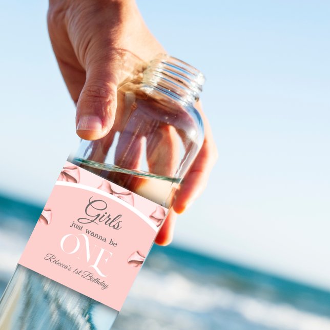 Girls wollen einfach nur ein rosa Bow sein erster  Wasserflaschenetikett (Von Creator hochgeladen)