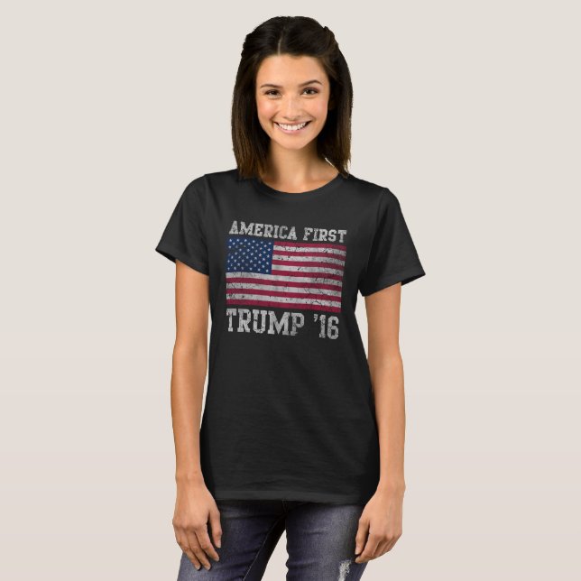 Girly Amerikaner-erster Trumpf 16 T-Shirt (Vorne ganz)