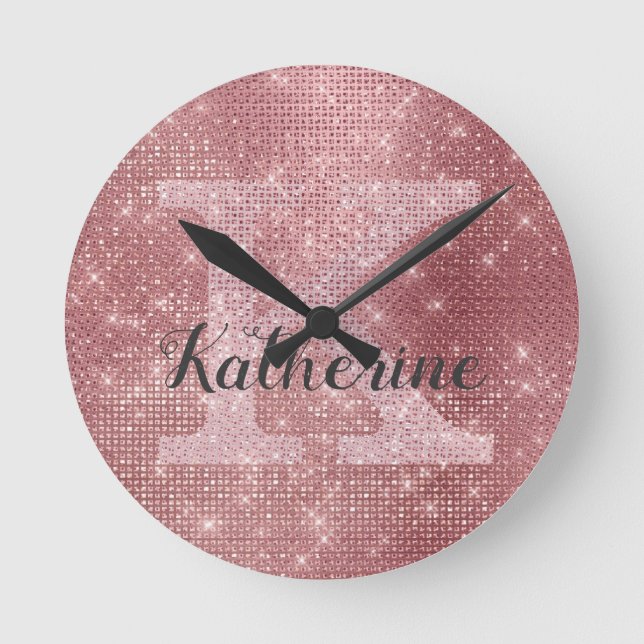 Girly Dusty Rose Gold Sparkle Glam Monogramm Name Runde Wanduhr (Vorderseite)