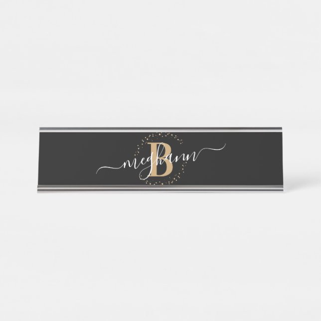 Girly Elegant Black Name Monogram Script Schreibtischnamensplakette (Vorderseite )