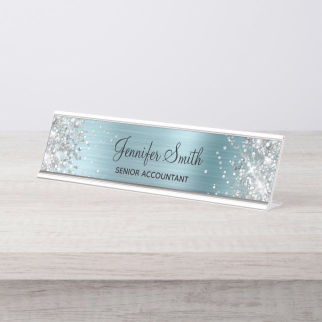 Girly Glittery Silver Imitate Light Blue Foil Schreibtischnamensplakette (Vorderseite )