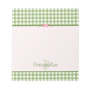Girly grünes Gingham-Monogramm mit Namen Notizblock