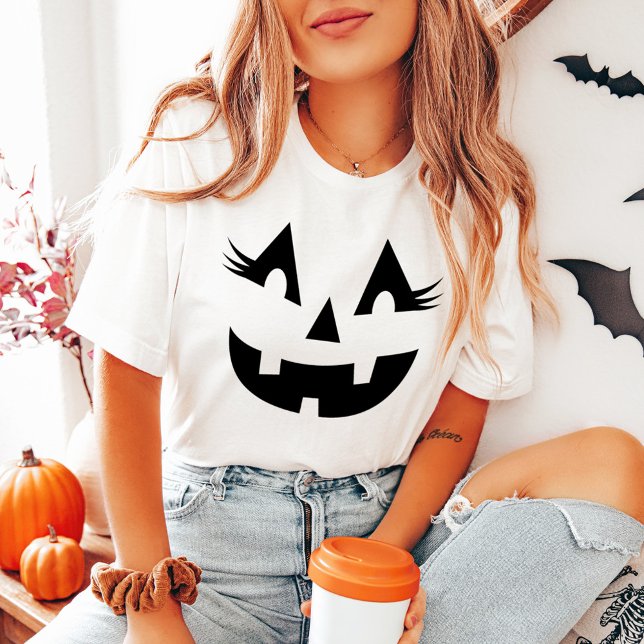 Girly Kürbislaterne Pumpkin Face Halloween Tri-Blend Shirt (Von Creator hochgeladen)