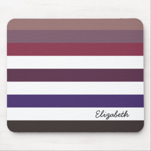 Girly lila breite horizontale Streifen mit Namen Mousepad