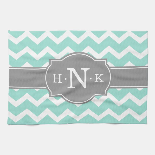 Girly Mint Zickzack Gray Monogram Handtuch (Horizontal)