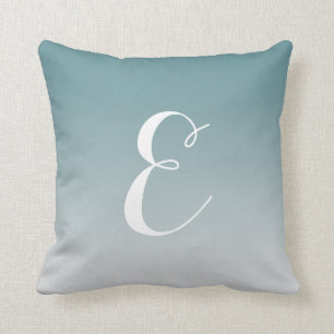 Girly Modern Aquamarin Ombre Custom Monogram Kissen